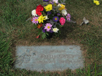 click for 20K .jpg image of Ruth grave