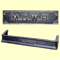 click for 5K .jpg image of MGWR fender
